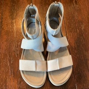 Merrell Women Roam Mid Cross